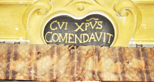 Muro - Confrérie Santa-Croce - Le Christ confie sa mère à Jean - "Cui Christus comendavit (matrem)"