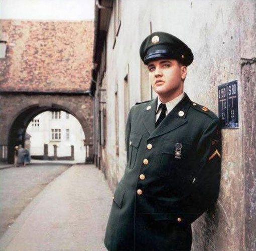 Elvis am Burgtor in Bad Nauheim, der ehemaligen Zehntscheune. Adresse: Burgpforte/Schnurstraße