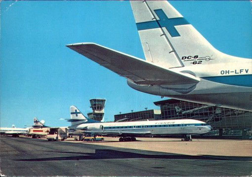 Leitwerk einer Douglas DC-8-62 und vier Caravelle der Finnair/Courtesy: Finnair