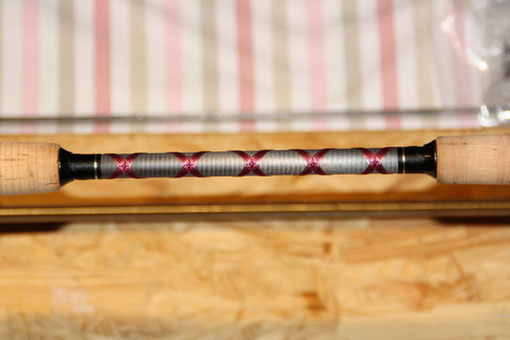 Rutenbau, Spinnrute, Kreuzwicklung, Fuji DPS, Split Grip, Custom Rod, Ringe entfernen, Ringwicklung, Lack, Kork, Duplon, Endkappe