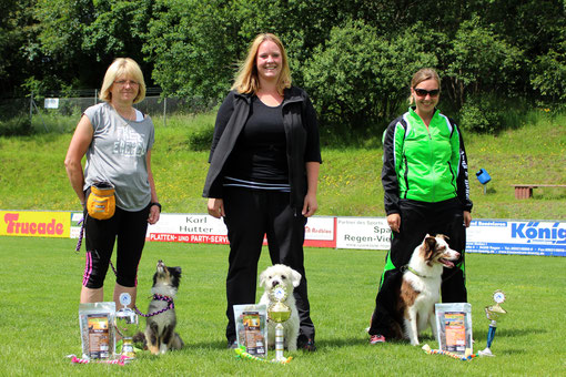 Silvia und Faiby, Jessica und Rafa, Anna und Bones