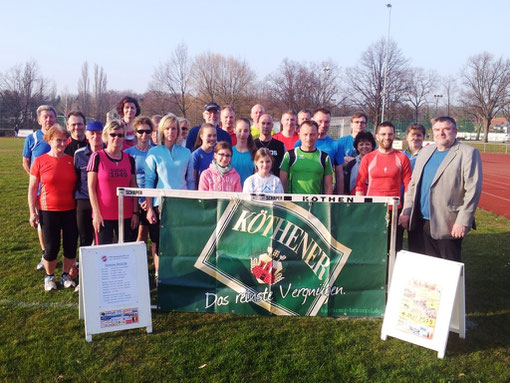 Starterfeld beim 1. Lauf der Köthener Brauerei Cup Laufserie