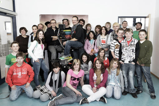 "KOMA" Cast & Crew