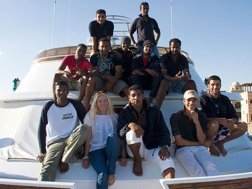 2010 - The M/Y Blue Waves - Ocean Window Crew