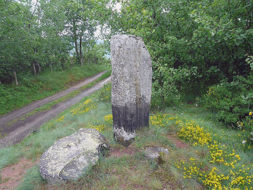 menhir de Sapchat