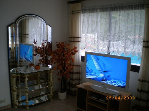 Flachbildfernseher