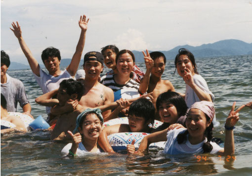 　　　　　　　　　　　　　びわ湖でのうみキャンプ（1994.7）