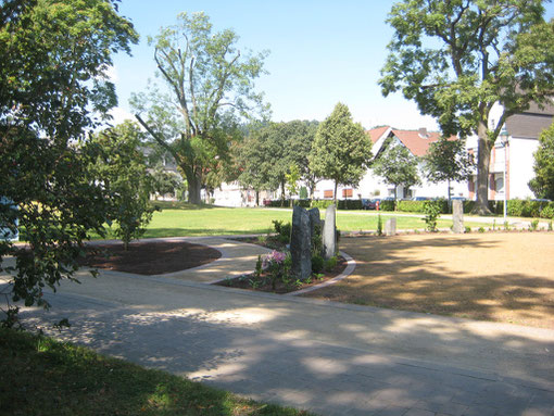 Der Alte Friedhof (Teilansicht) wenige Tage vor der Einweihung