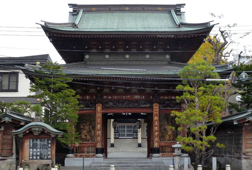 　　札幌・中央寺・山門　（撮影・東川寺）