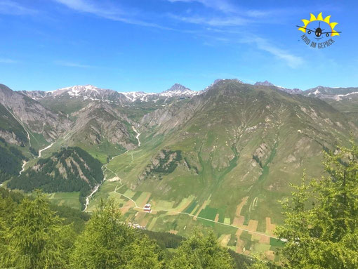 Blick hinüber zum Piz Munchuns. Im Hintergrund die Flimspitz und Bürkelspitzen.