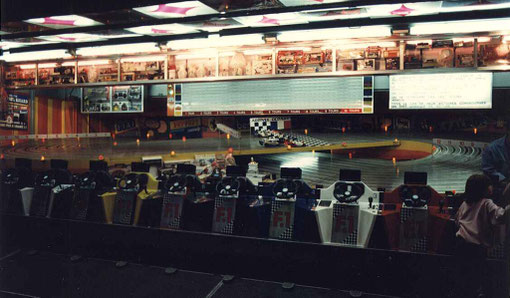 Piste de slot racing à 12 voies