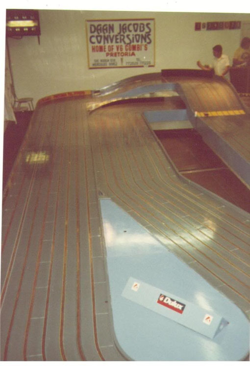 Pretoria Dunnottar. 8 voies