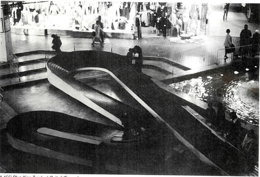La Blue-King au centre commercial de Créteil-Soleil en octobre 1982