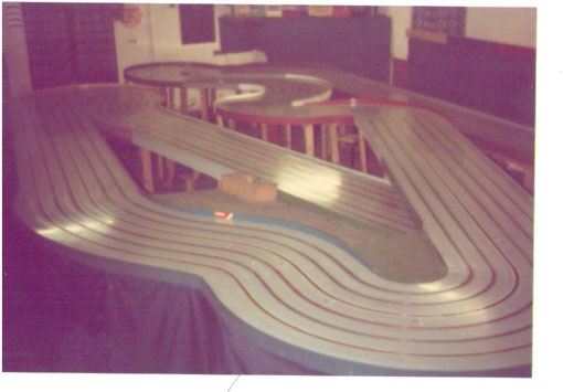 Cape Town Cambridge. 6 voies