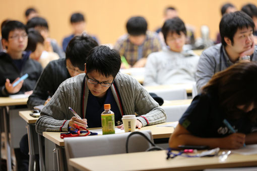 楽しく、かつ真剣に医学を学ぶ、これが救急・総合診療の真髄です♥