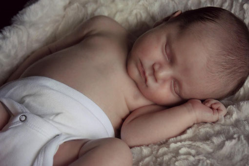 un bébé avec de bonnes couches c 'est le sommeil assuré