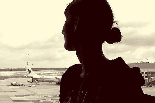 Traveling, airports, blogger, minimalism, lonelyroadlover