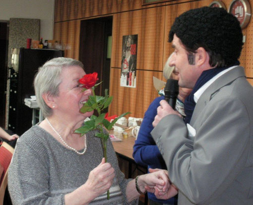 Alles Gute zum Geburtstag-Rot sind die Rosen!