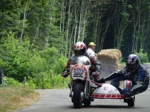 En pleine action à MONTAIGU.....