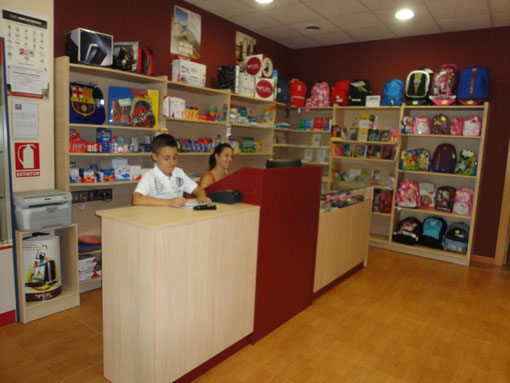 Muebles tienda UPI de Torredelcampo