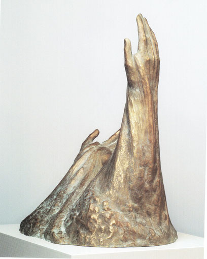 DER DU DIE MENSCHEN LÄSSEST STERBEN UND SPRICHST: KOMMT WIEDER, MENSCHENKINDER (PSALM 90) 2004, Bronze, Höhe 64 cm
