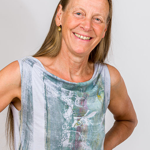 Shirt von Johanna Gramann Viskose/Elastan Gr. 36/38, 65 Euro