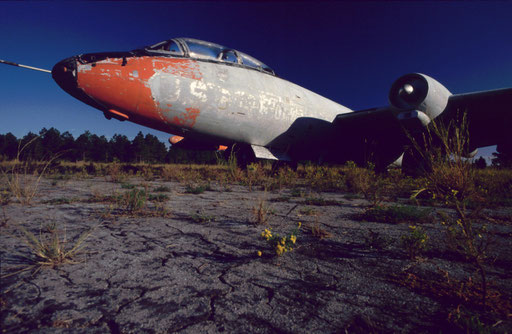 Stripped of its markings, a B-57 sits at a base in Florida. For much of the Cold War period, B-57s with Mk 7 nuclear bombs were tasked to make high-speed, low-level attacks on the Soviet Union, China, and North Korea from bases in Japan and South Korea.