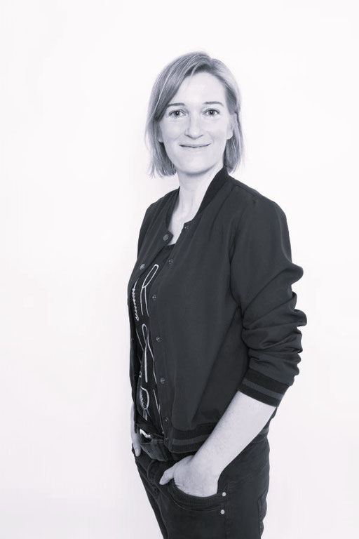 Janina Harder; Journalistin, TV-Autorin, Regisseurin, Videojournalistin, Fernsehautorin, Sprecherin | Fernsehredakteurin | Hamburg