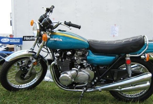 Non... Ce n'est pas une .... HONDA !!!... 