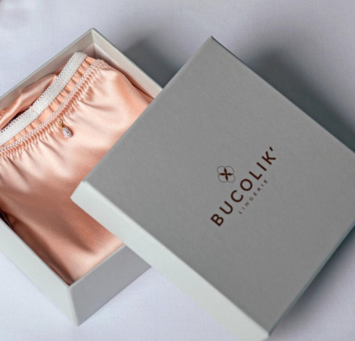 Bucolik' - Lingerie de luxe fabriquée en France - Tous droits réservés©