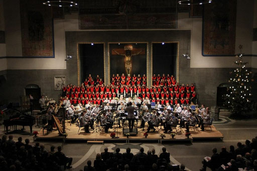 Missbrauch von Kindern zu Militär-Werbezwecken. 6. Dez 2017 HMK Ulm und Ulmer Spatzen in der evang. Pauluskirche Ulm. Quelle: KdoOpFü PIZ/Süpple