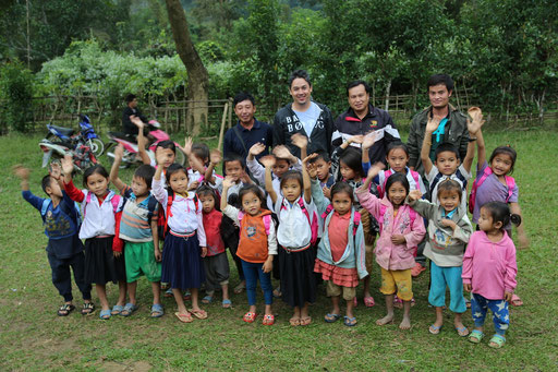 Les enfants du village de Huay Bo vous remercient pour votre générosité !