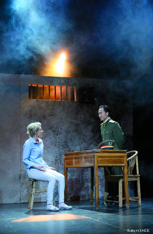 Véronique Picciotto et Anatole Thibault dans À NU adaptation et Mise en scène Marc SAEZ au Vingtième théâtre