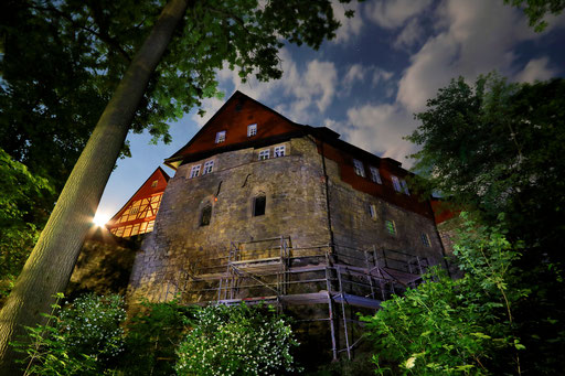 Burg Bodenstein bei Nacht