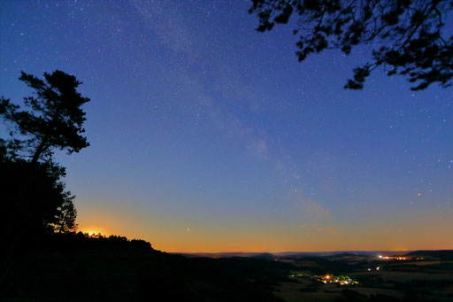 Sternenhimmel über den Dieteröder Klippen (Eichsfeld) in der Nacht zum 03.07.2018 kurz vor dem Mondaufgang