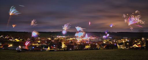 Feuerwerk über Kefferhausen Neujahr 2024