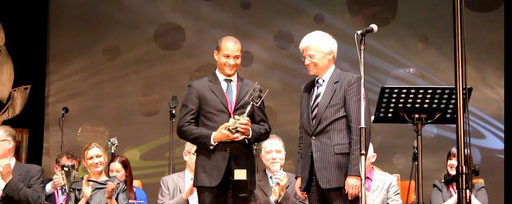 Stephan Lutermann bei der Überreichung der "Heinrich Schütz Trophy" in Cork