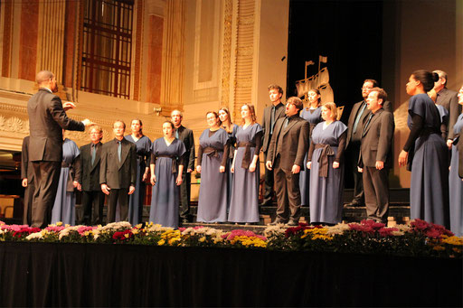 Das Ensemble beim Internationalen Chorwettbewerb 2013 in Cork/ Irland.