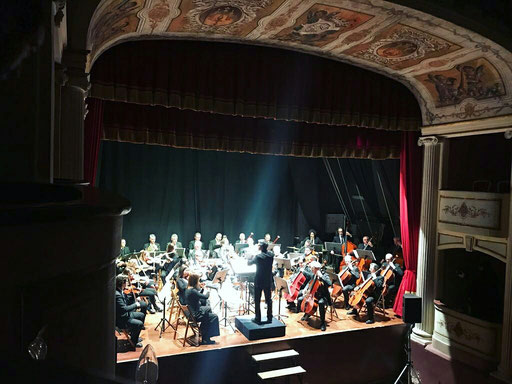 Con l'Orchestra Sinfonica di Lecce e Salento OLES