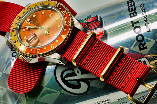 Nato Gold »Crimson« an Rolex GMt Matser 16753 Tigerauge