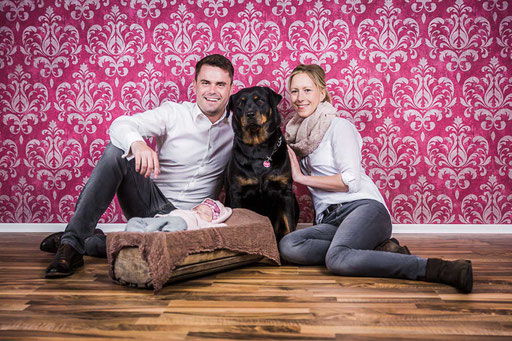 Babyfotos im Fotostudio und Bilder einer Familie aus Bad Wilsnack