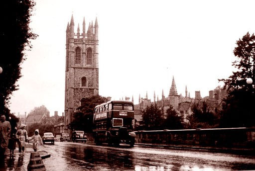 das Wahrzeichen von Oxford im Regen