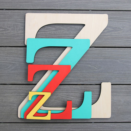 Holzbuchstaben und Dekobuchstaben aus Holz in verschiedenen Farben