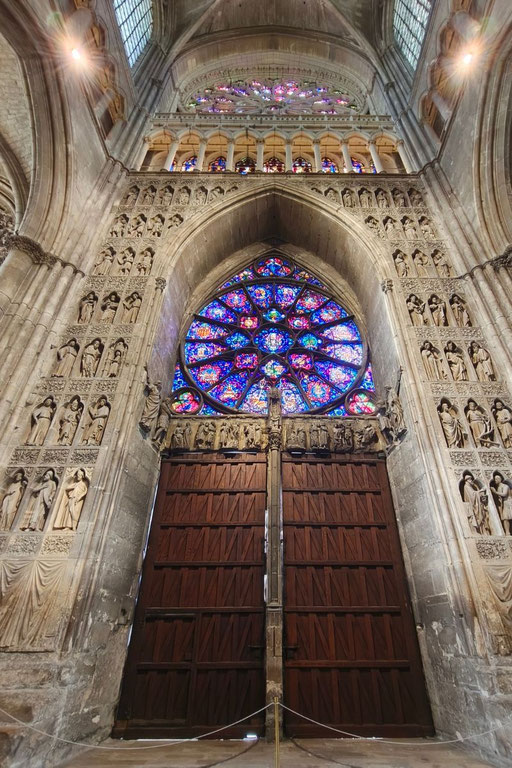 Notre Dame Reims binnen