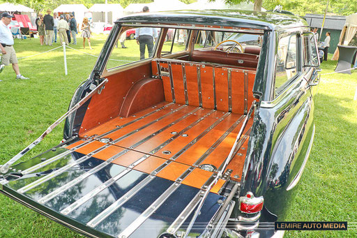 Chrysler Town and Country 1951