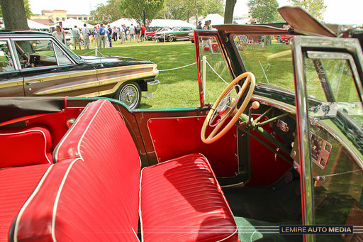 Willis Overland Jeepster 1949