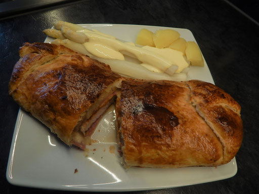 Blätterteig Cordon Bleu