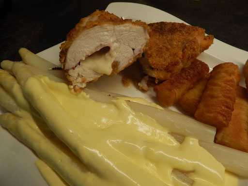 Hähnchenbrust Cordon bleu Menü