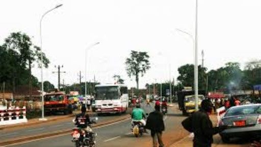 Kumba Une avenue