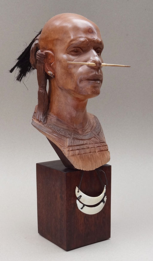 New guinéa - 44 x 14 cm  Vendue